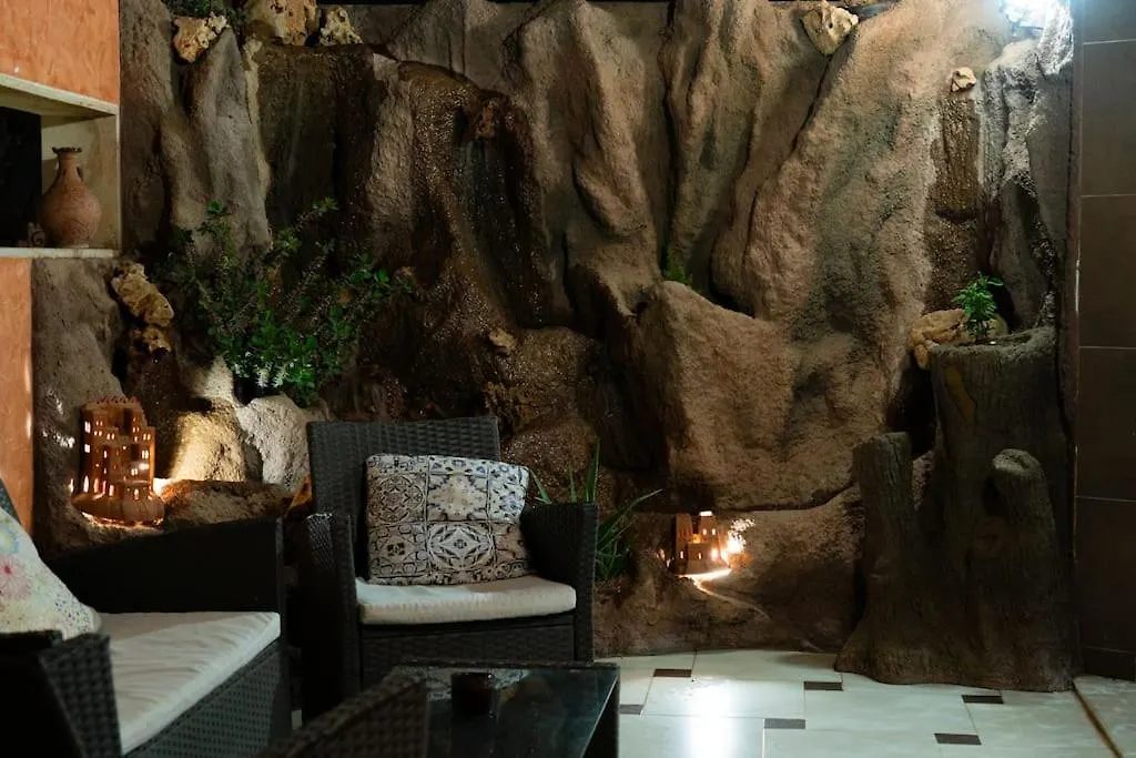 Waterfall Retreat Moroccan Charm Apartment Marrakesh